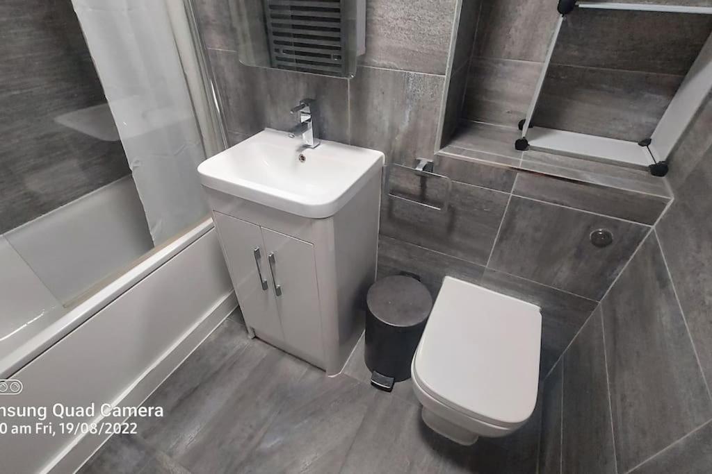Central Apartment, Kings Cross 6 Mins Walk London Eksteriør bilde